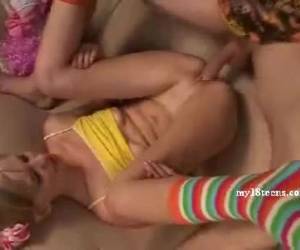 teen rubia follada por el vecino