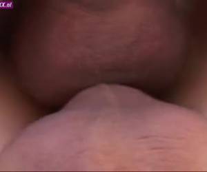adorable chica gangbang doble penetrada en su coño
