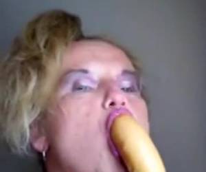 kinky granny puede ser un truco soy whiteh un consolador